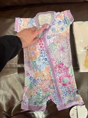 Doodle Blooms Little Sleepies Shorty Zippy - NWT